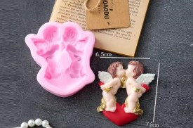 Molde silicona 2 angelitos sobre corazon
